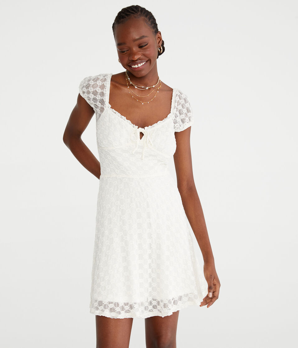 Aéropostale Solid Sweetheart Floral Lace Fit & Flare Dress Cream